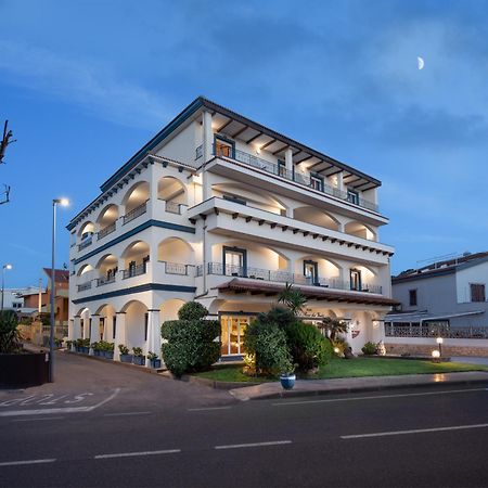 Hotel Rosa Dei Venti Castelsardo Exterior foto