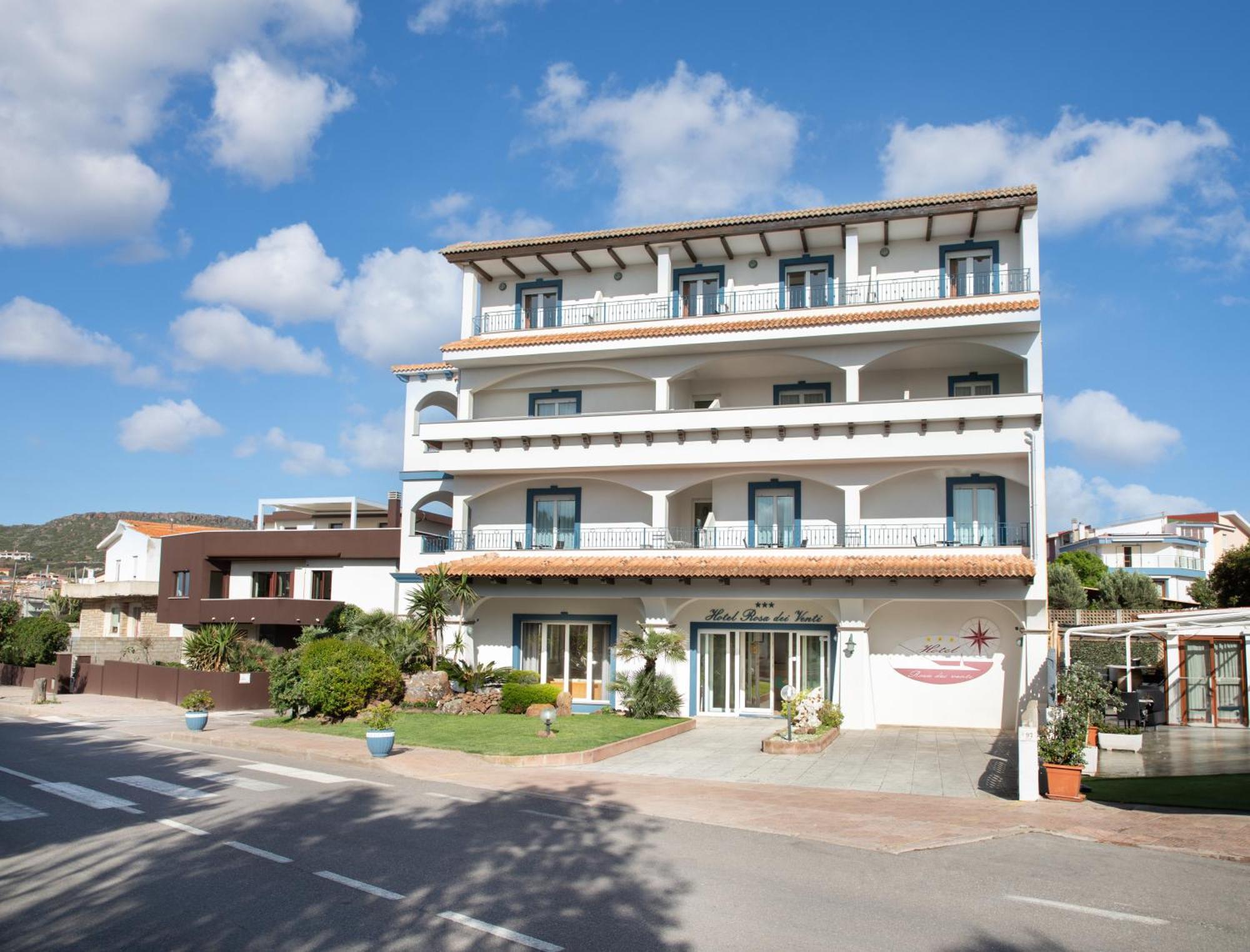 Hotel Rosa Dei Venti Castelsardo Exterior foto