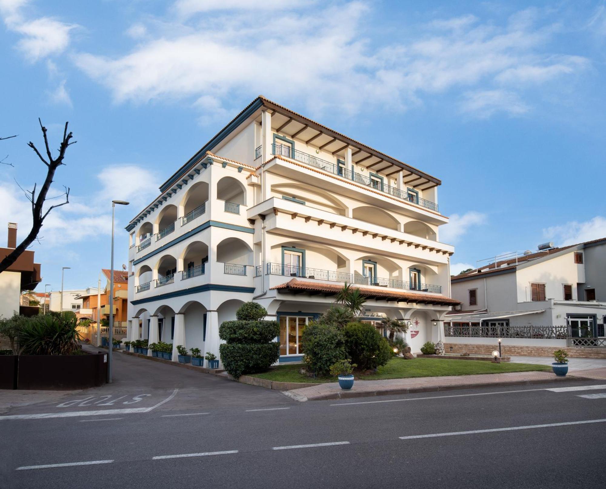 Hotel Rosa Dei Venti Castelsardo Exterior foto