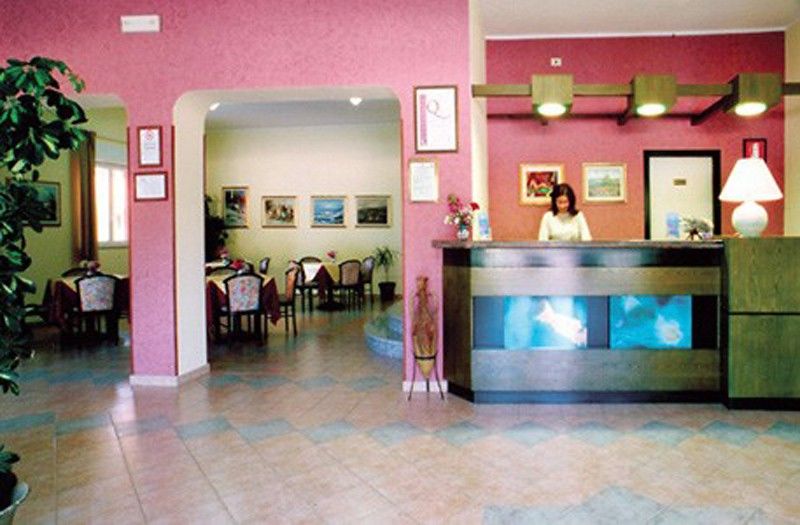 Hotel Rosa Dei Venti Castelsardo Exterior foto